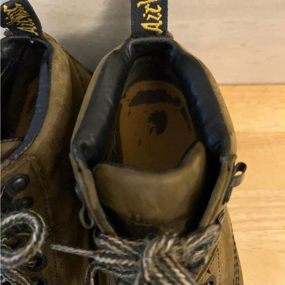 Vintage Dr. Martens Youth 8287 AirWair Lace-Up Boots